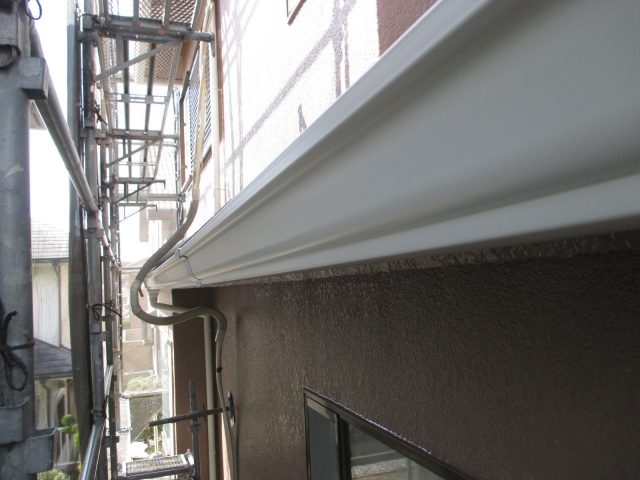 三木市で新しく交換した雨樋